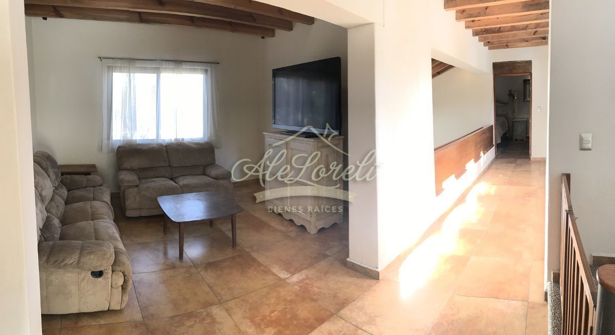 17 de 32: PLANTA ALTA CON SALA DE TV Y 2 RECÁMARAS CON BAÑO Y VESTIDOR