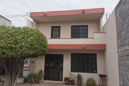 Casa en Venta en Hacienda Los Encinos, Guadalupe | EasyBroker