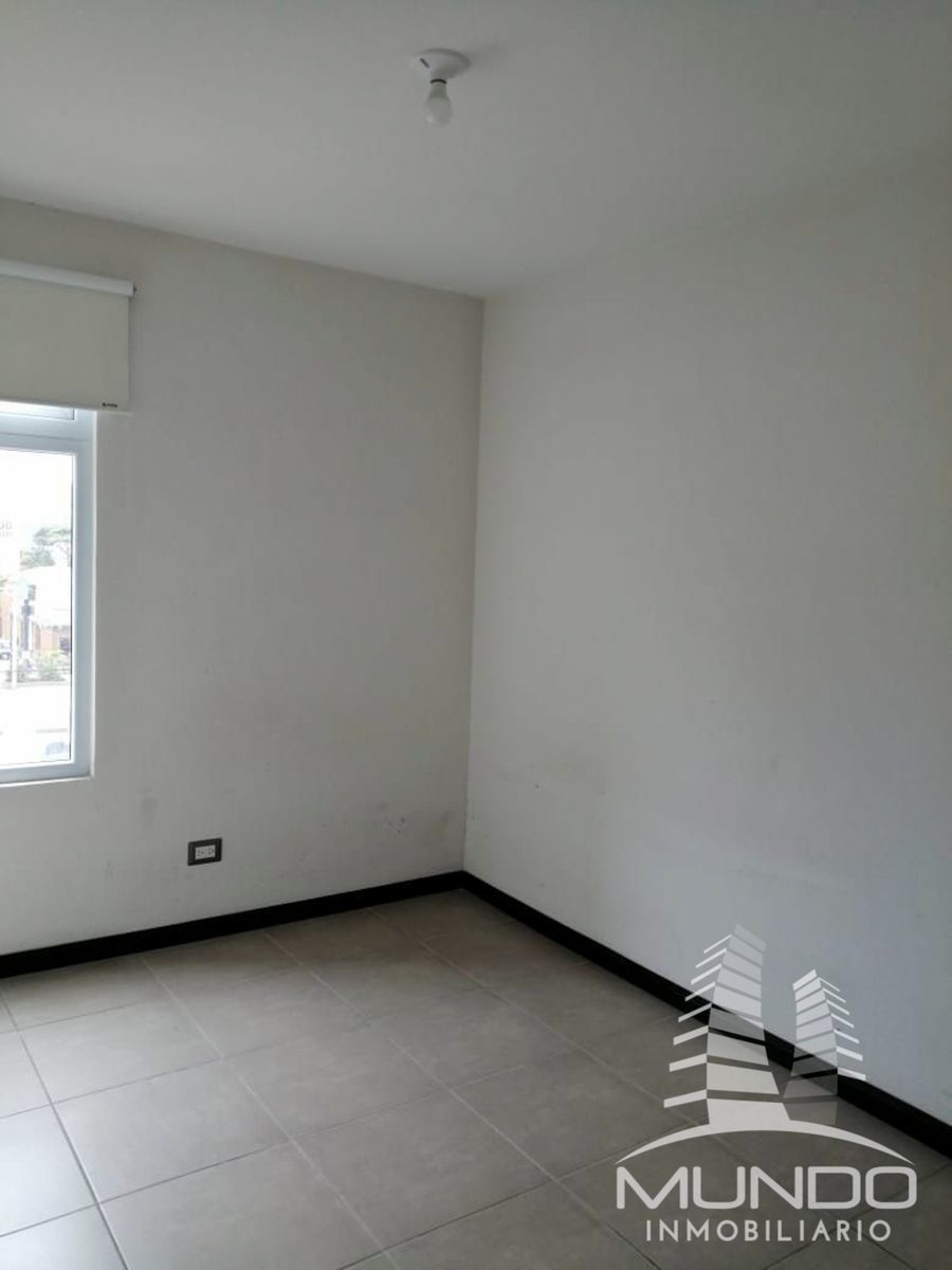 6 de 15: Habitación Master