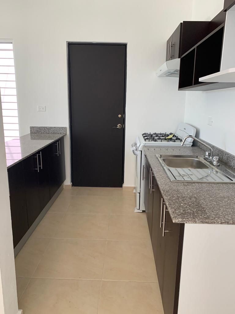 Casa en Gran Santa Fe, Mérida, foto 3 de 16