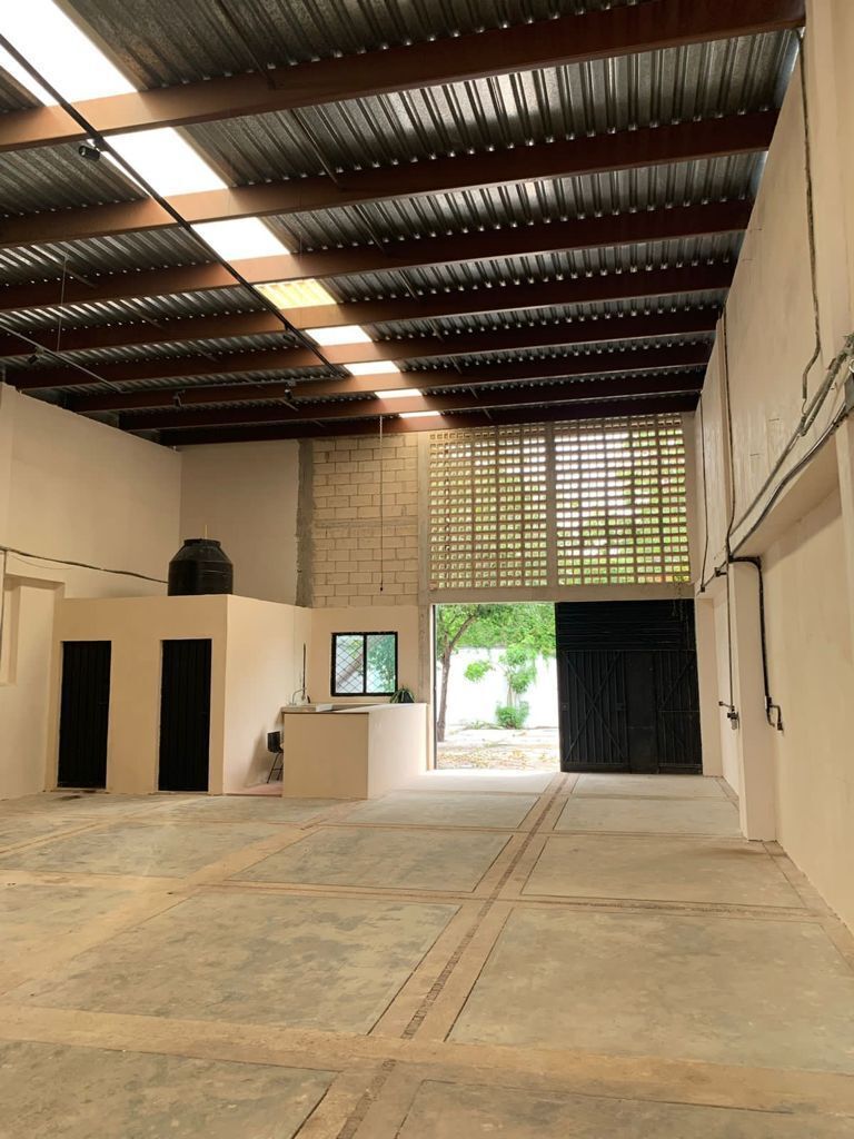 BODEGA DENTRO DE LA CIUDAD EN RENTA EN LA DIAZ ORDAZ, CON PATIO DE MANIOBRAS., foto 1 de 12