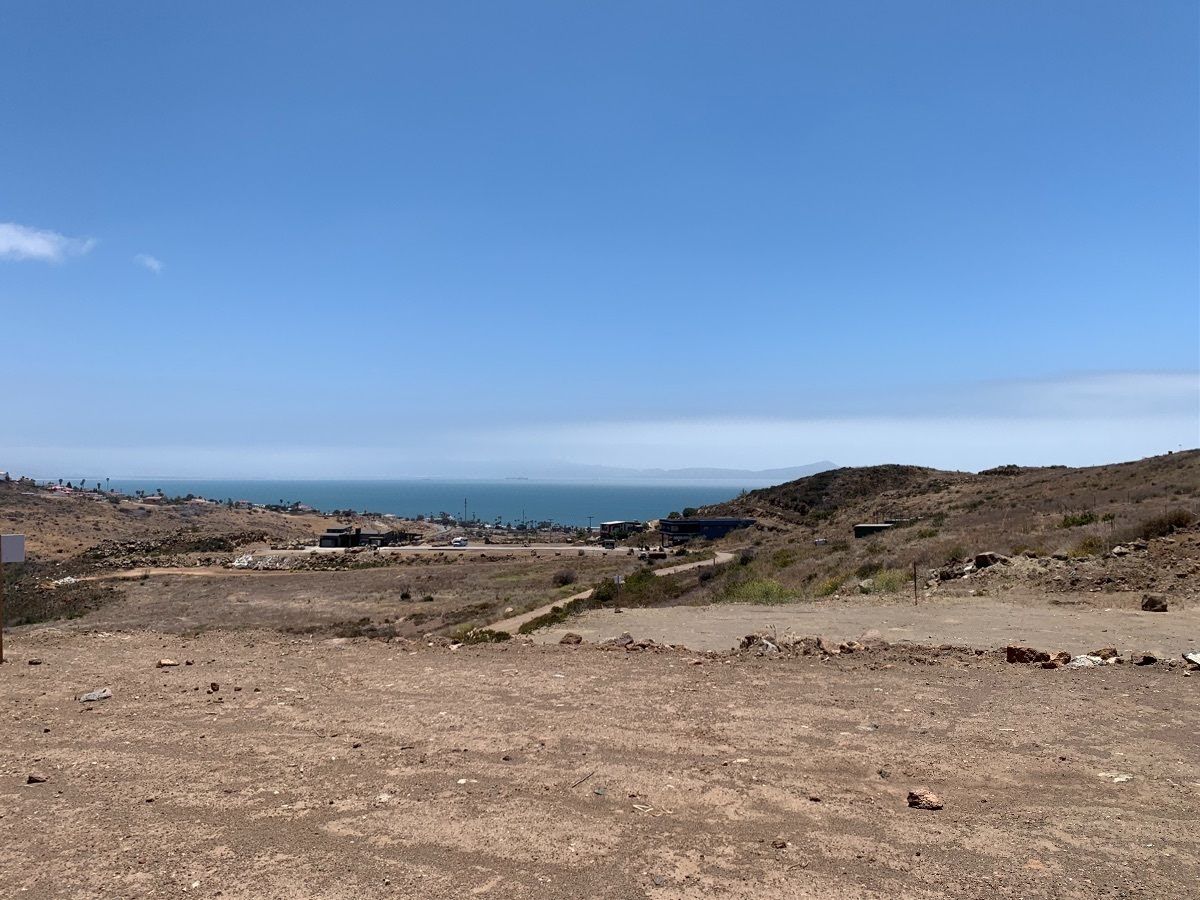 Venta de Terrenos Rústicos con Vista al Mar