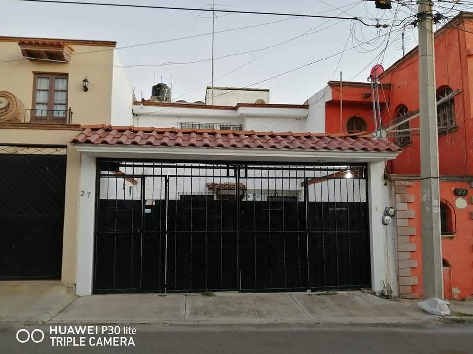 Casa En Lomas Del Padre Guanajuato, 0 M², $6,/Mes - Allproperty