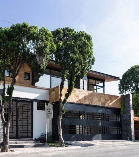 RESIDENCIA FUENTES DEL VALLE