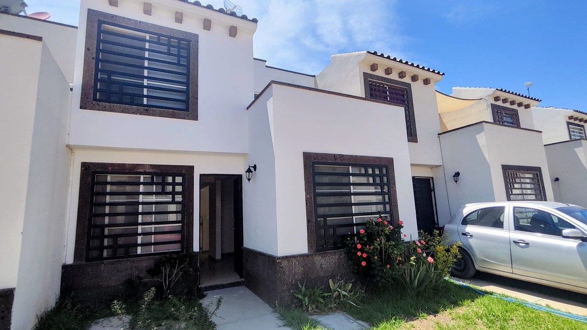 CASA PARA ALUGAR NO RESIDENCIAL VERENNA, S.L.P., foto 1 de 21