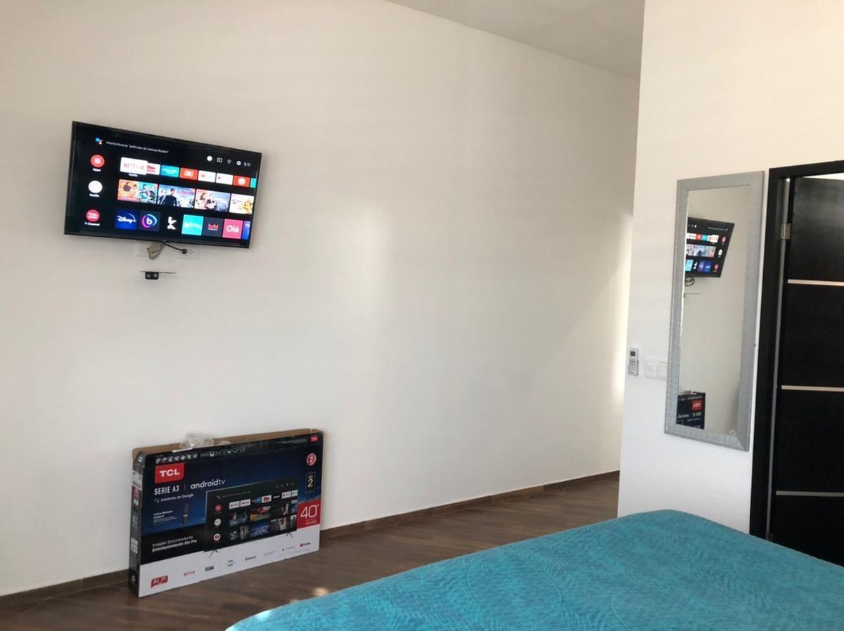3 de 6: Smart tv en recamara 