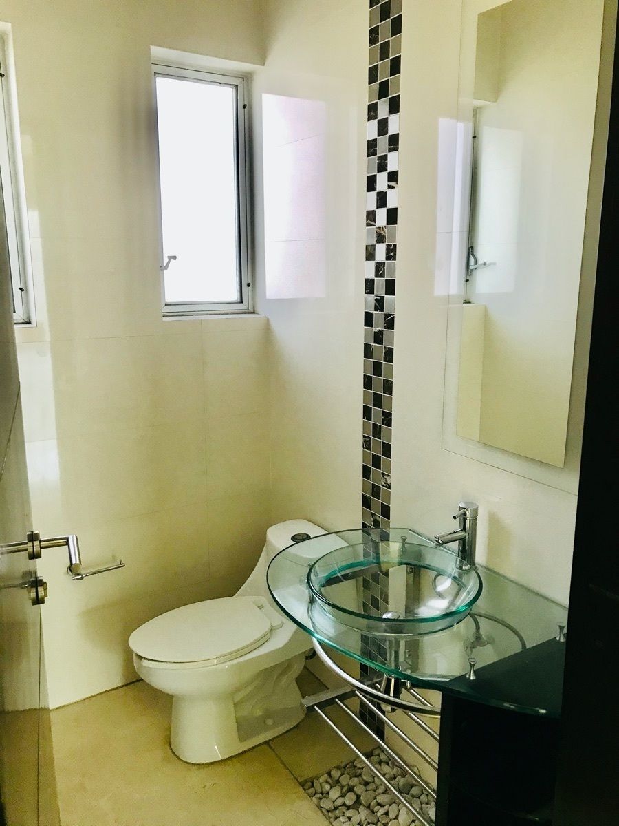 9 de 29: Baño visitas