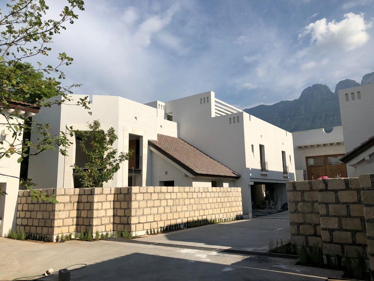 CASA EN VENTA SAN PEDRO GARZA GARCIA
