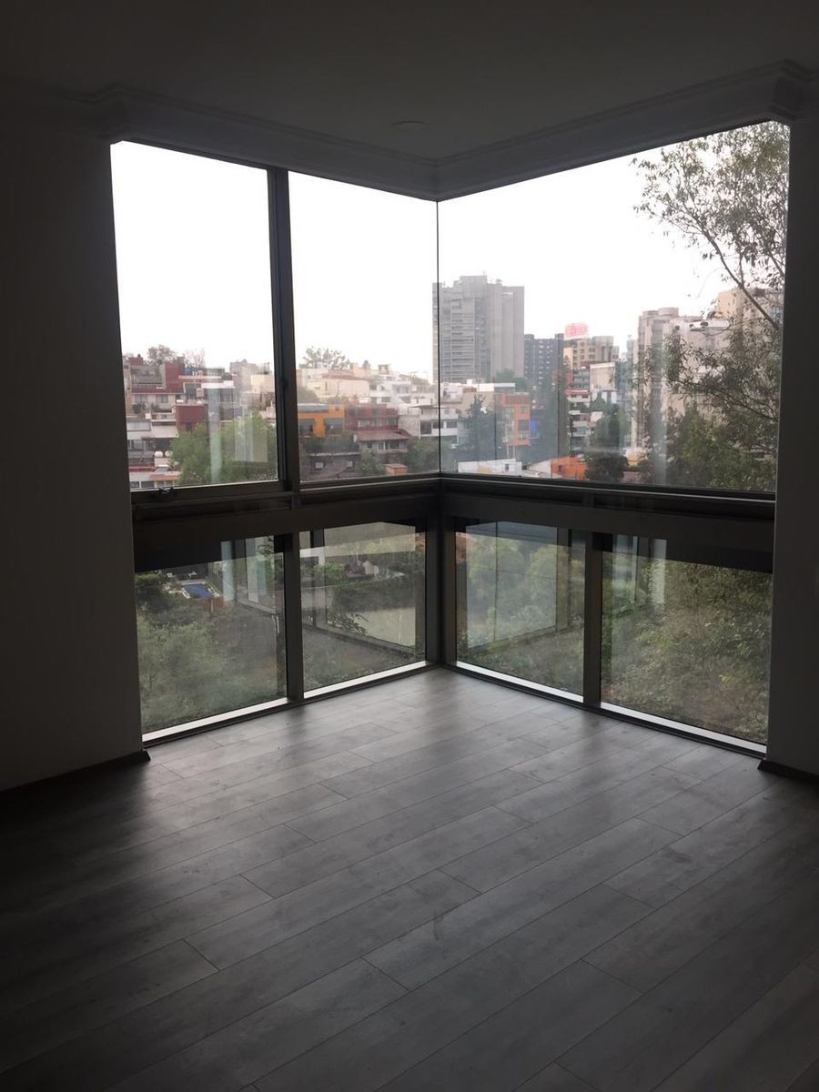 9 de 18