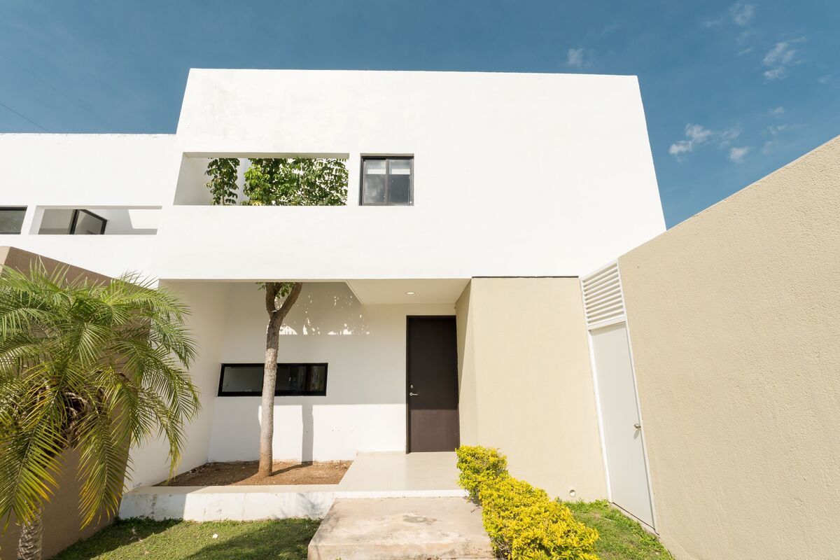 1 de 17: Fachada Principal
