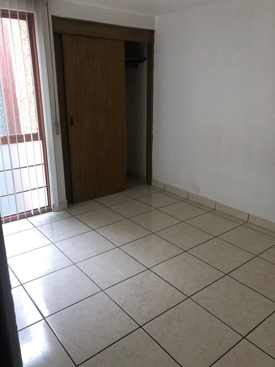 2 de 8