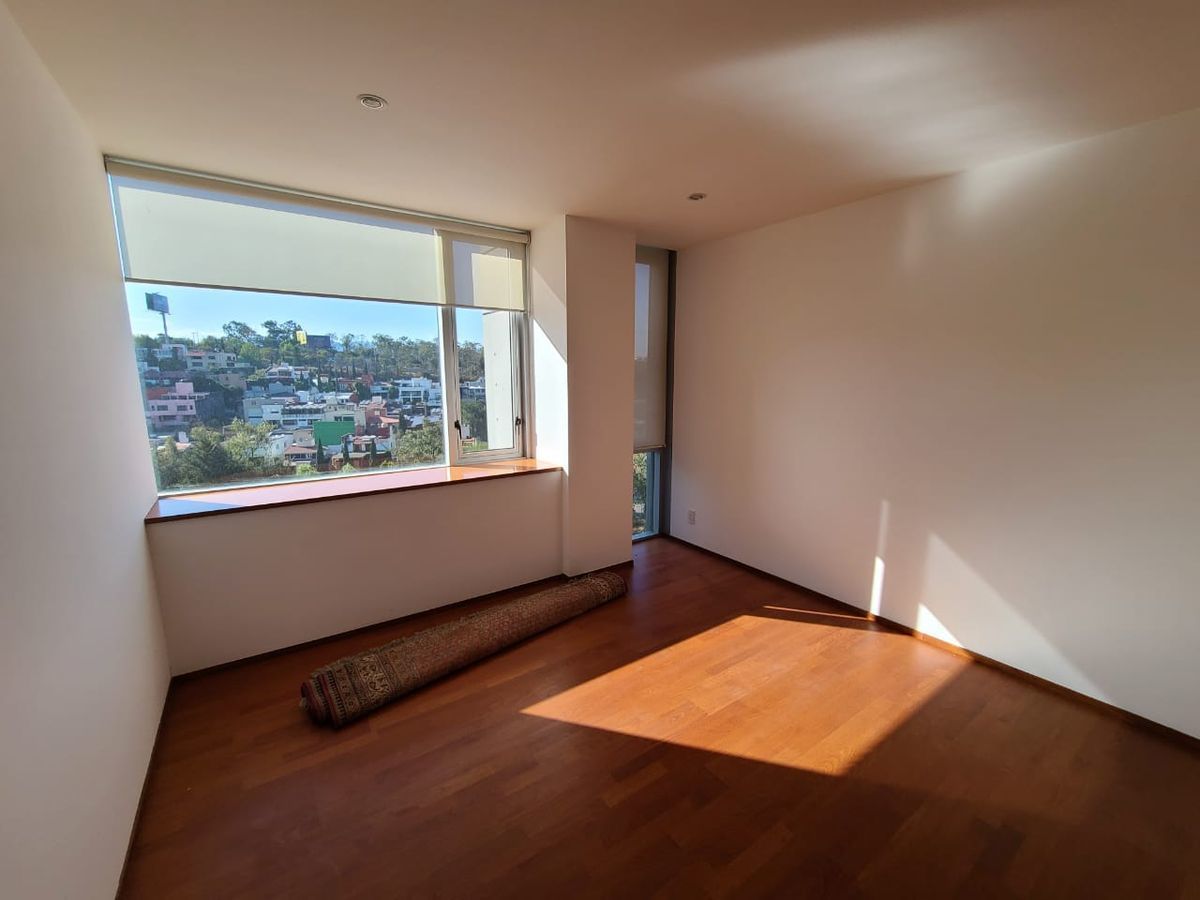 3 de 15: Family room o estudio