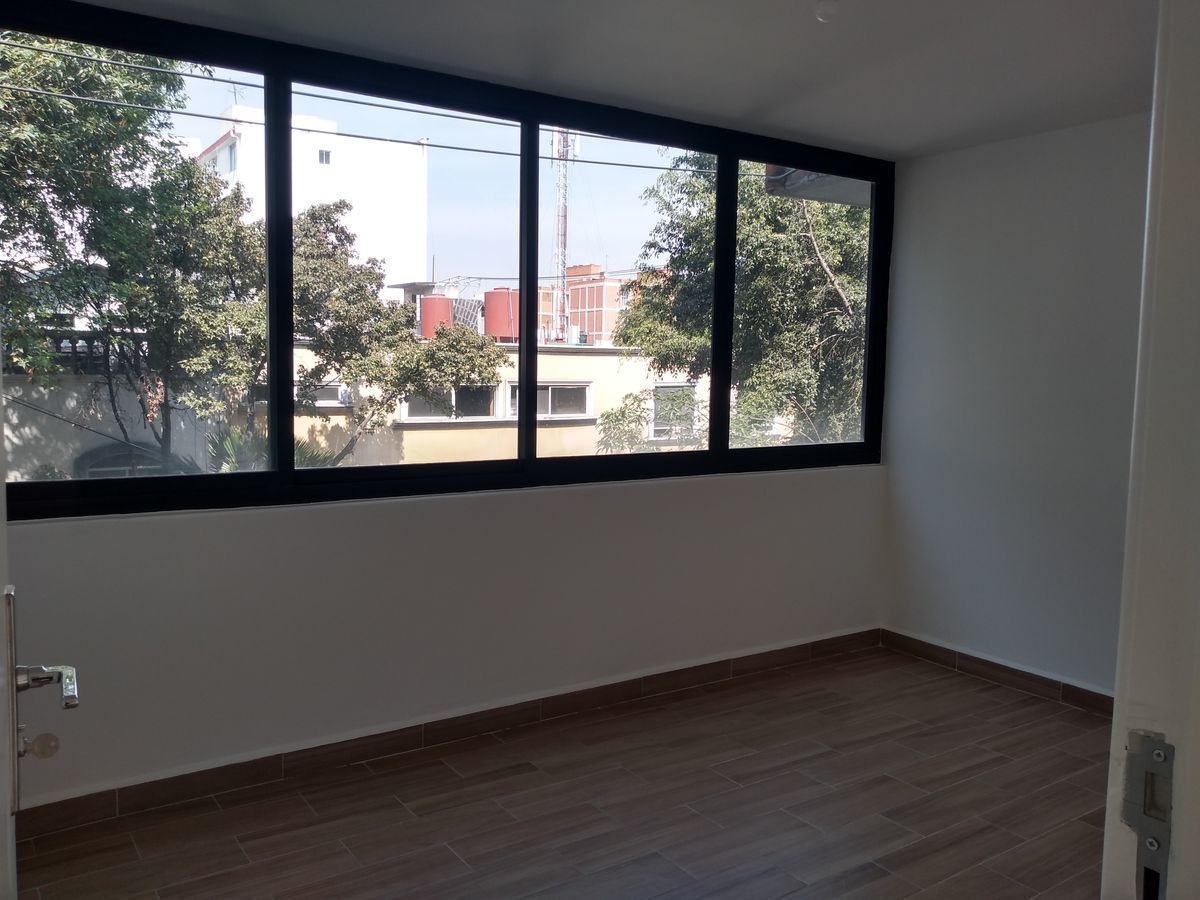 4 de 7: RECÁMARA PRINCIPAL