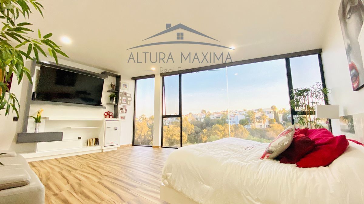 20 de 29: Altura Máxima Real Estate Propiedades en Venta Zapopan