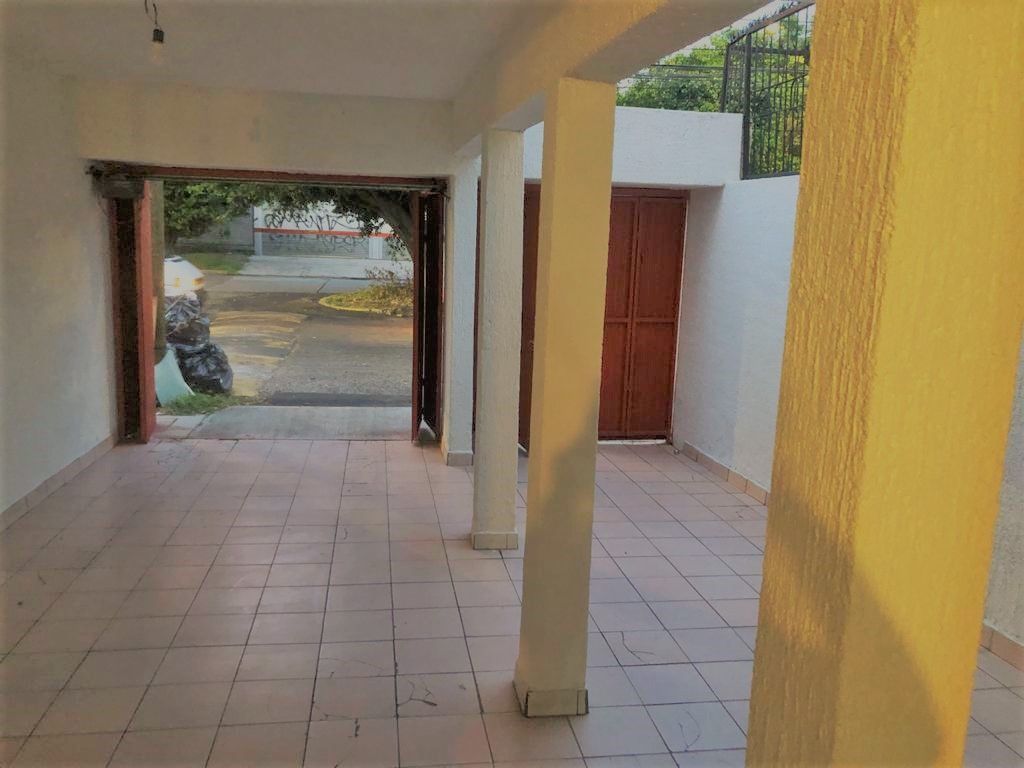 CASA EN VENTA EN CLOUTHIER VILLAS DEL TEPEYAC