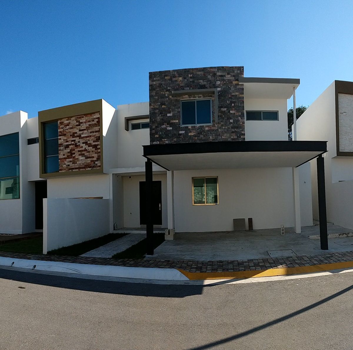 RESIDENCIAL SAN JERONIMO