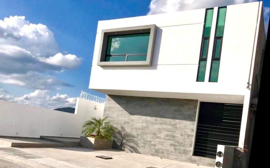 VENTA CASAS JURIQUILLA CAMPESTRE