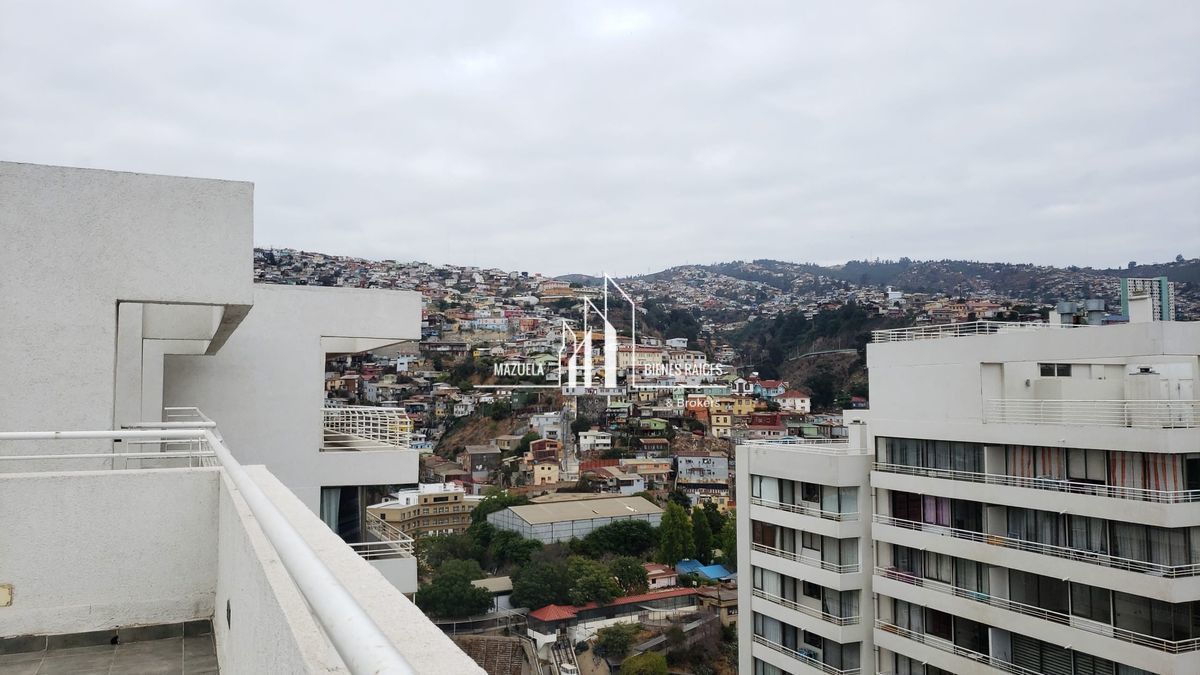 3 de 28