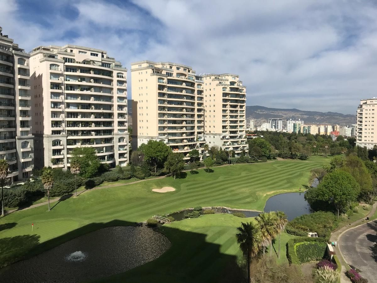 ESPECTACULAR DEPARTAMENTO EN VENTA EN CLUB DE GOLF BOSQUES DE LAS LOMAS |  EasyBroker