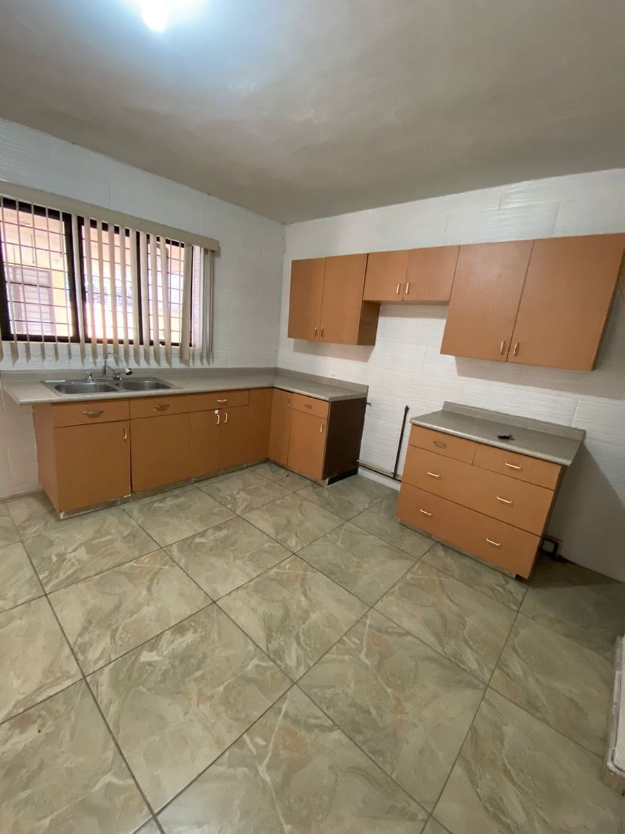 12 de 45: Cocina integral