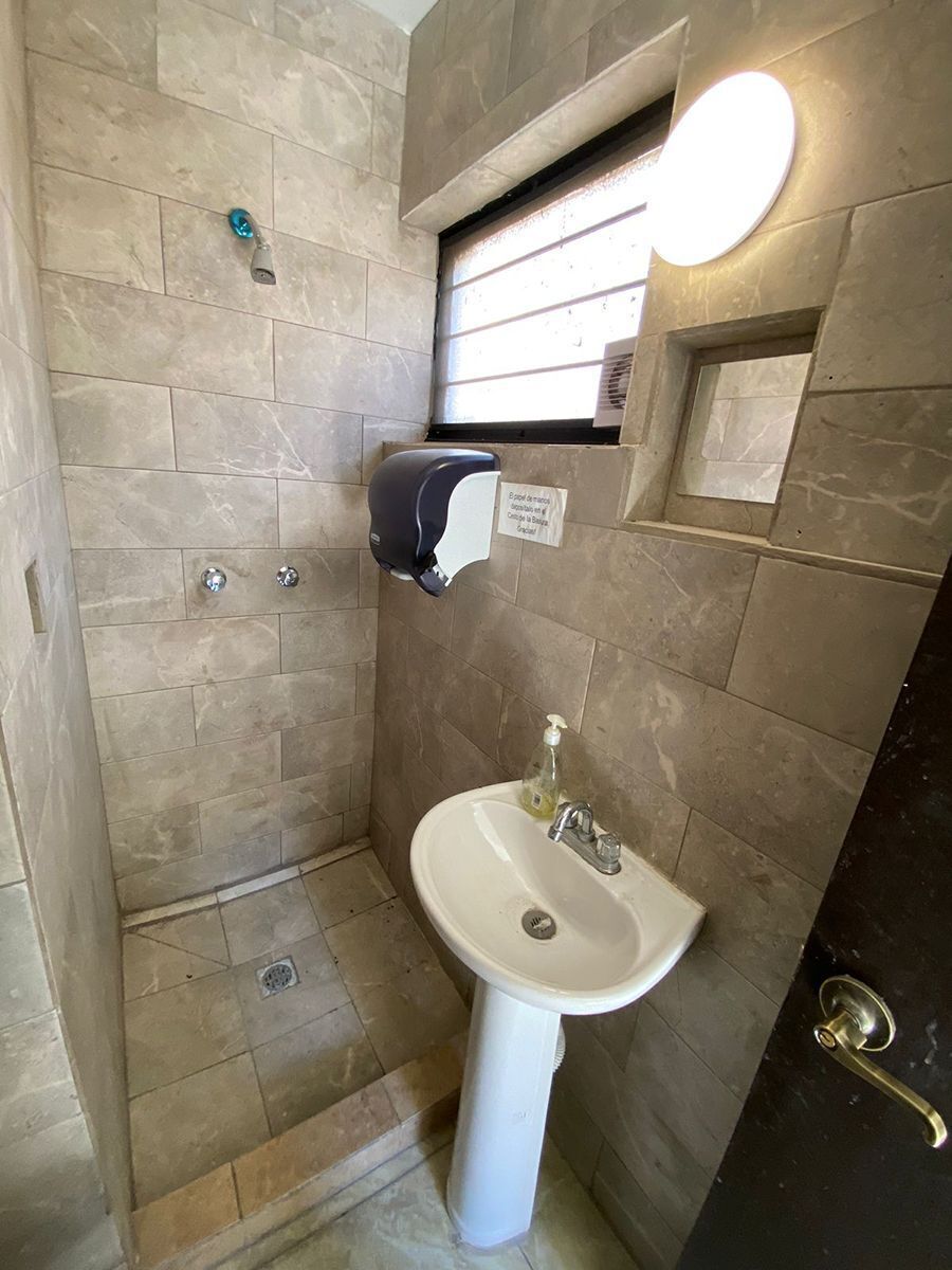 25 de 45: Baño completo 1