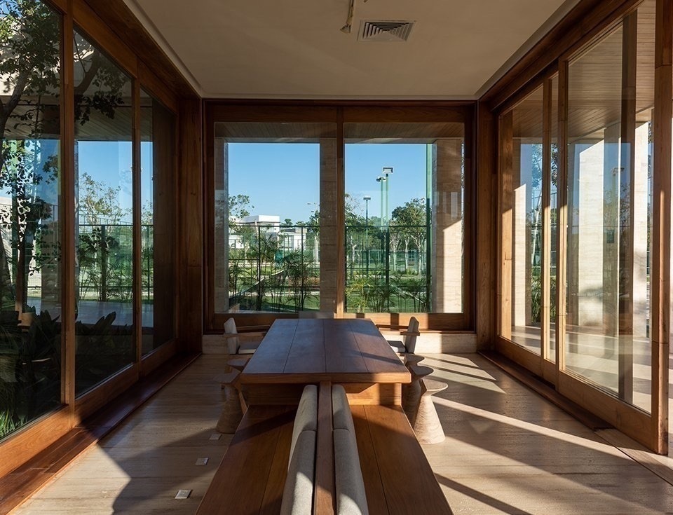 23 de 43: Salón Lounge