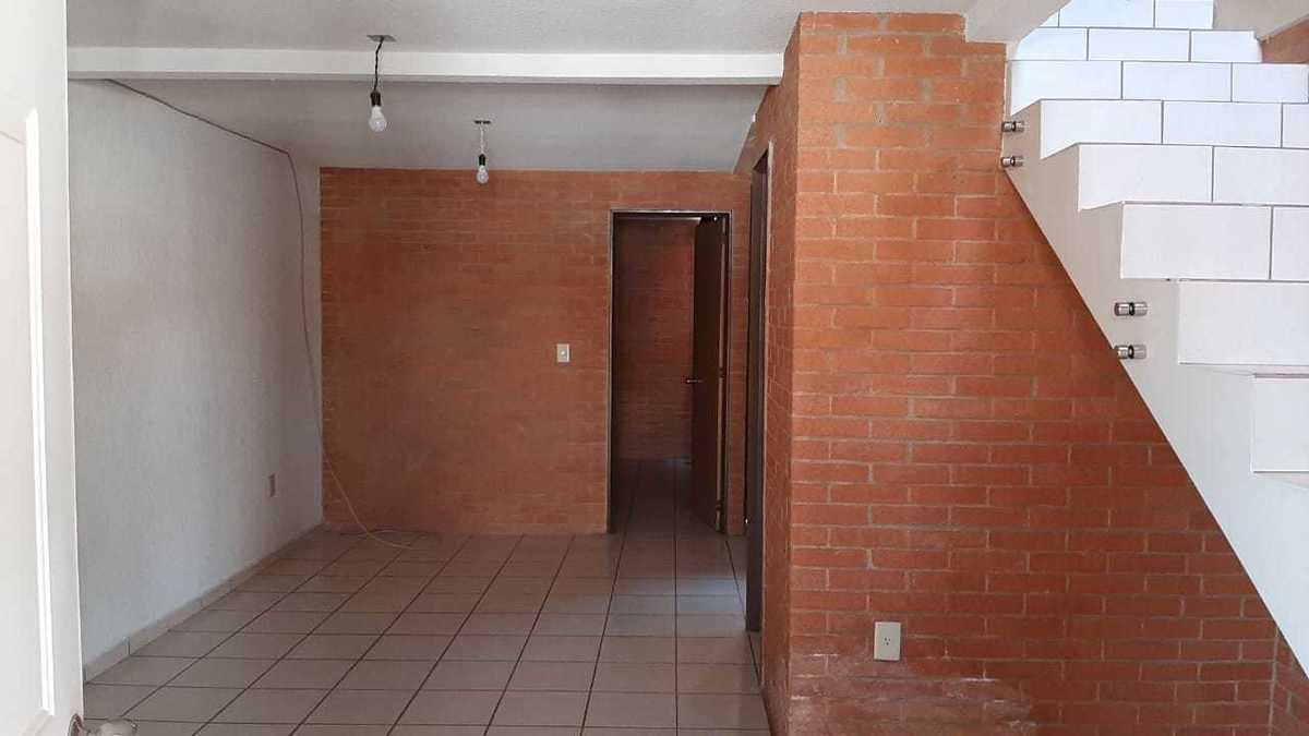 Se Vende Bonita Casa En Jardines Del Rio Guanajuato, 0 M², $990,0... -  Allproperty