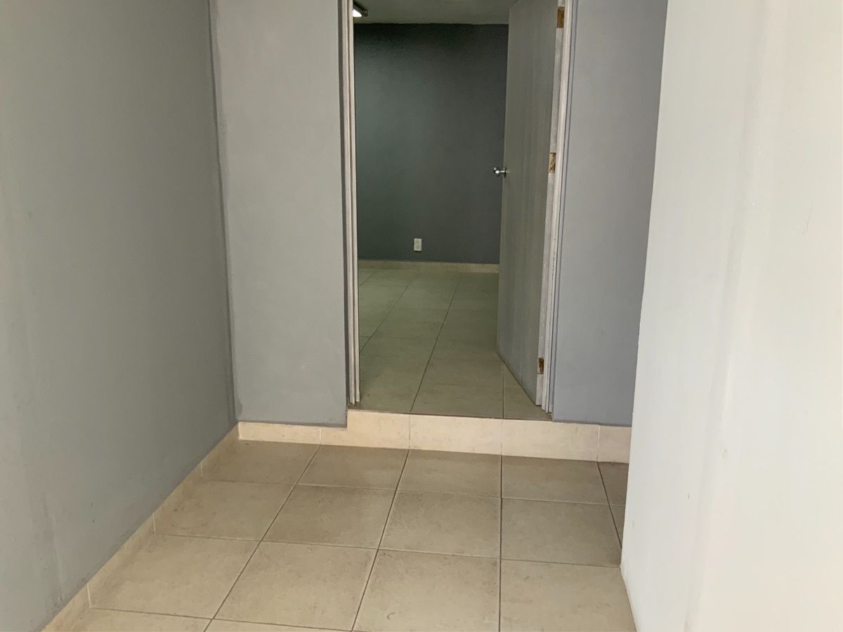 Bodega comercial en San Lucas Tepetlacalco, Tlalnepantla de Baz, foto 5 de 16