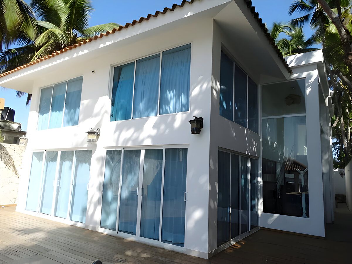 3 de 36: Fachada