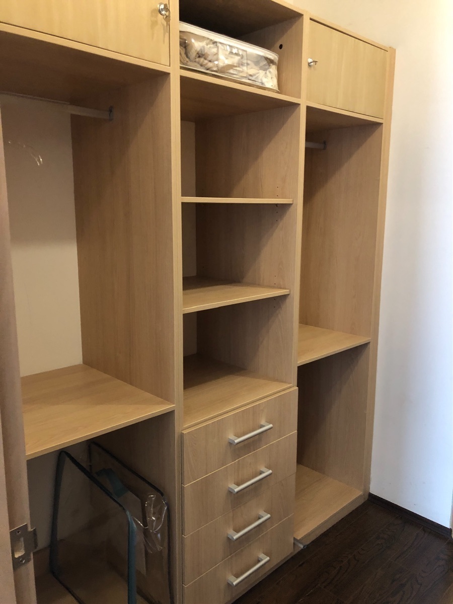 12 de 21: Walking Closet