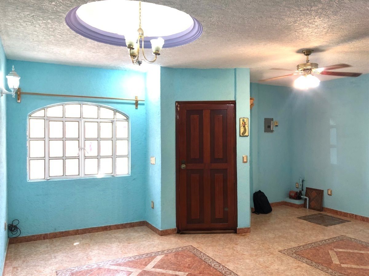 2 de 18
