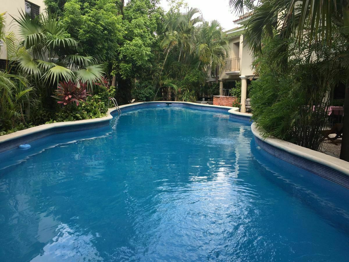 Casa en renta centrica en conjunto con alberca en Cancun | EasyBroker
