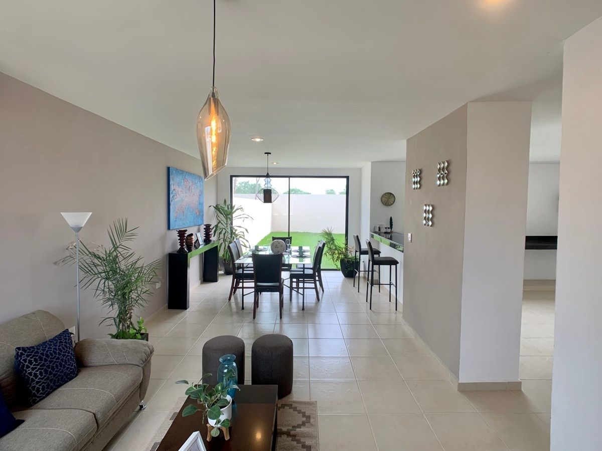 3 de 35: Sala / Comedor