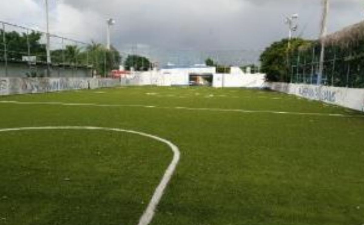 8 de 22: Cancha fútbol rápido 