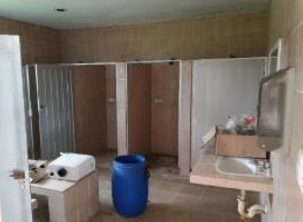 10 de 22: Baño caballeros