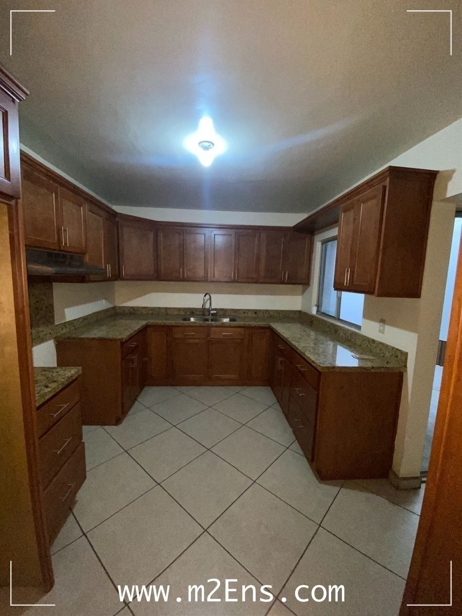 Cocina de madera noble
