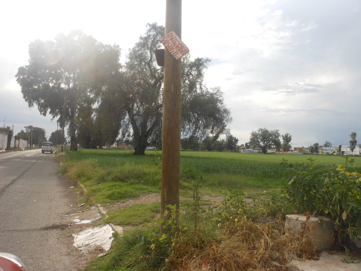 8 de 10: Frente del terreno sobre calle secundaria