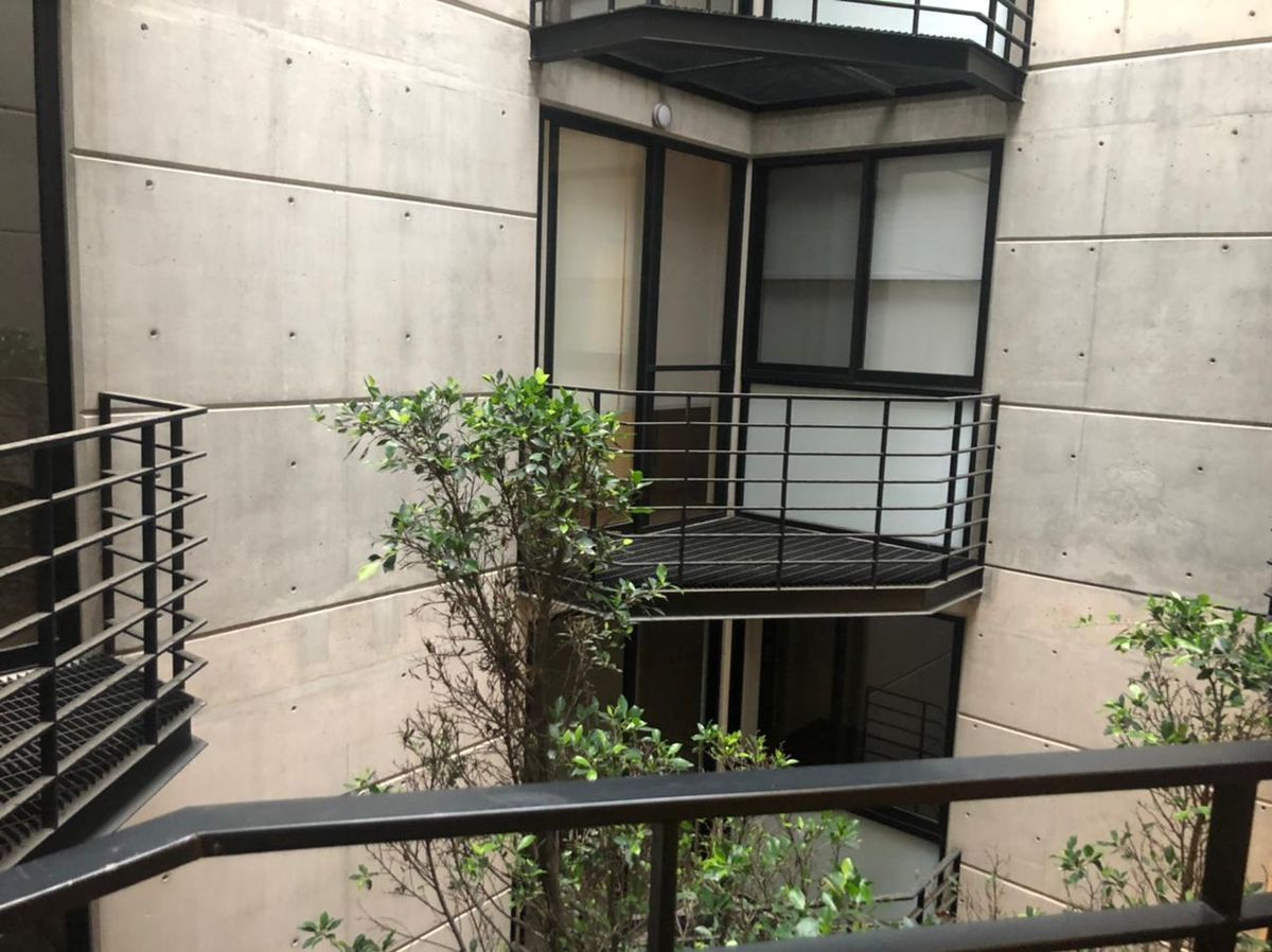 4 of 36: Vista desde el balcón 2