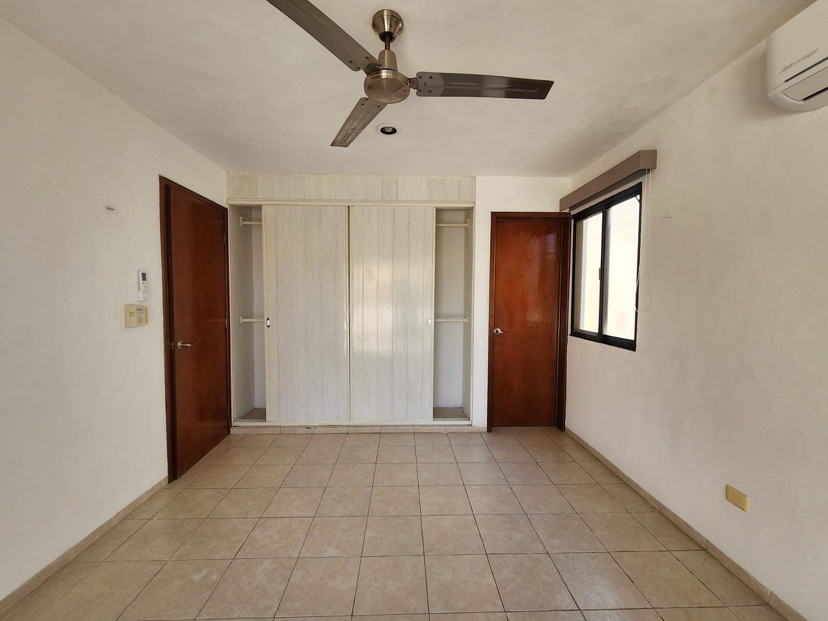 10 de 21: Segunda Recámara