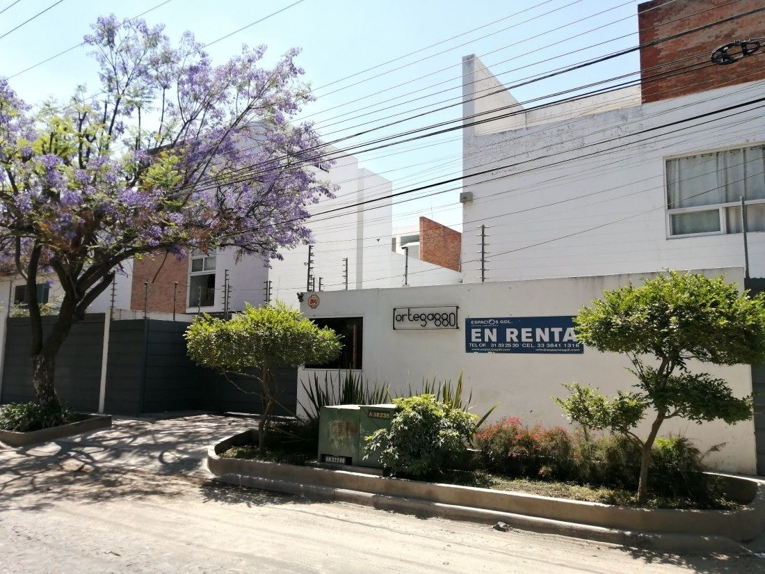 3 de 32