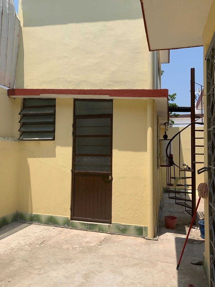 10 de 10: BODEGA Y CUARTO DE SERVICIO CON BAÑO COMPLETO