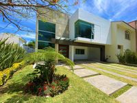 Casa de Lujo en EL MANANTIAL de Venta Zona sur.