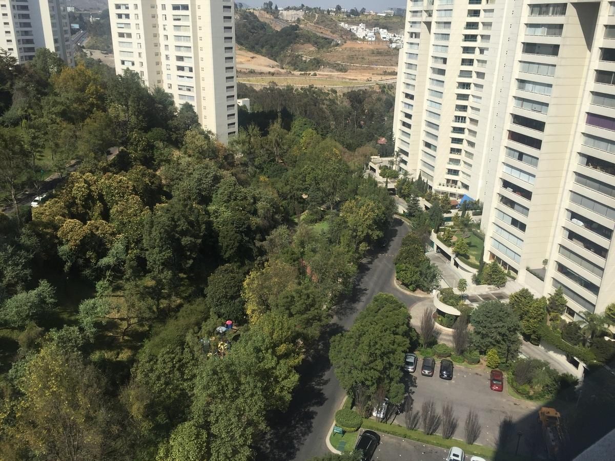 VENTA DEPARTAMENTO FRONDOSO LOMAS COUNTRY 3 REC 3 BAÑOS 3 ESTACIONAMIENTOS