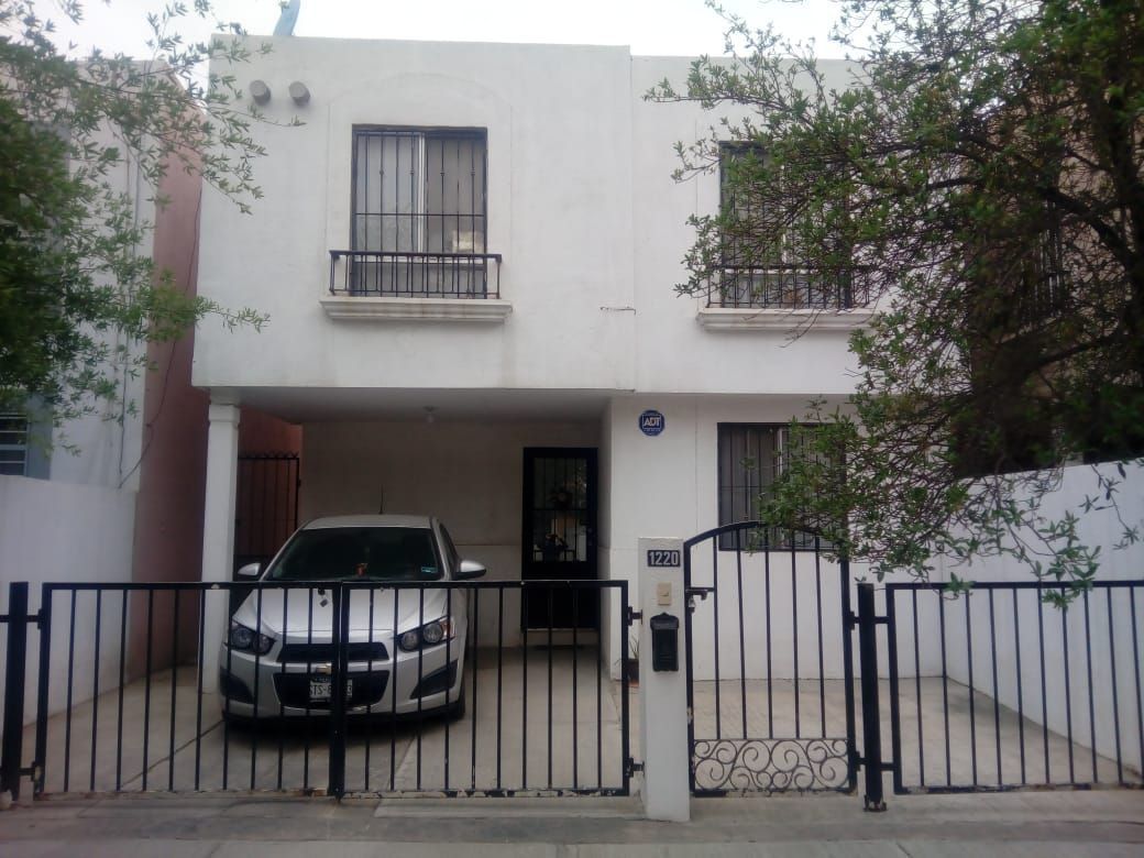 Casa en Venta en Mitras Poniente sector Jordan | EasyBroker