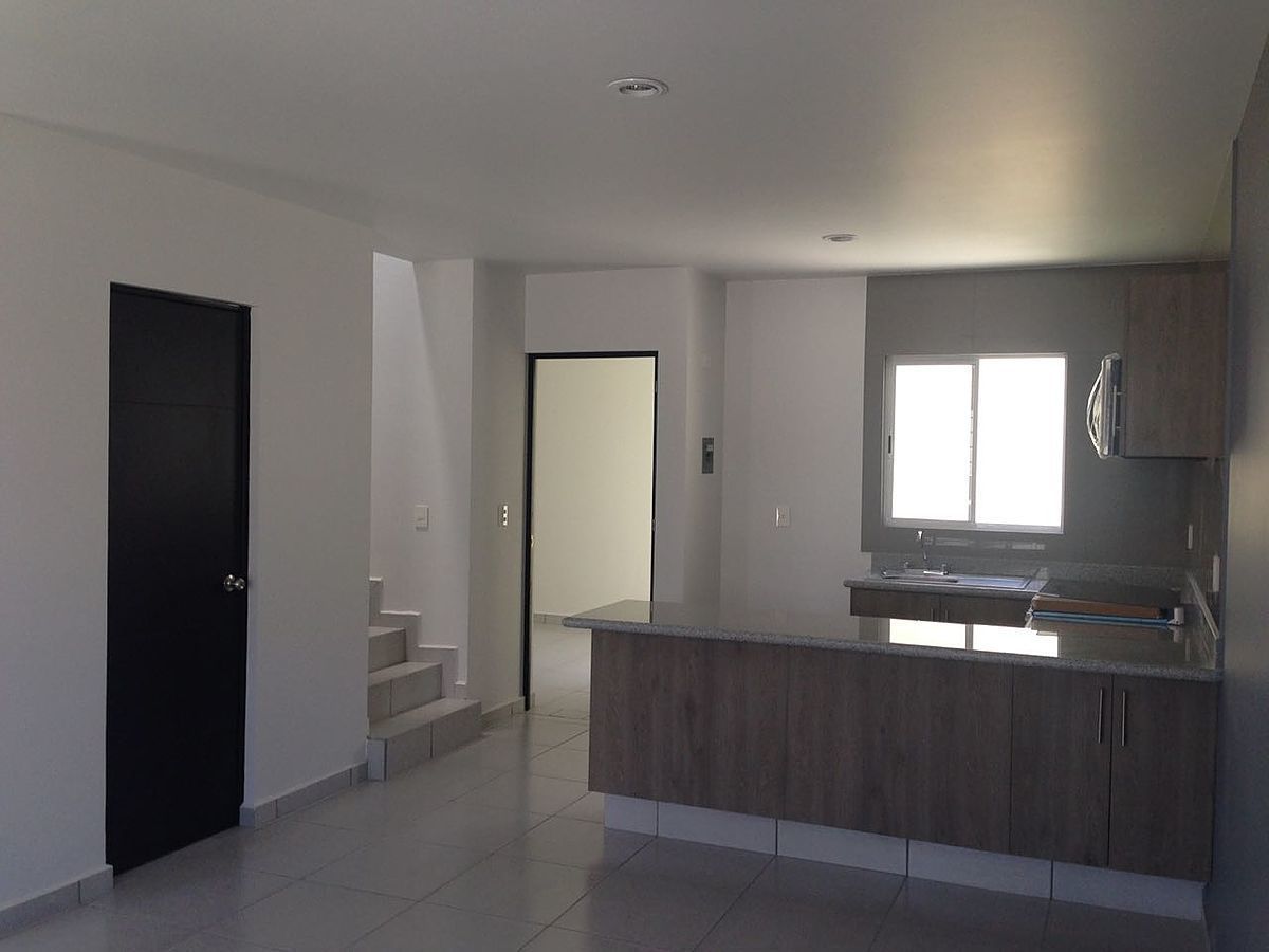 3 de 15: sala y comedor y cocina
