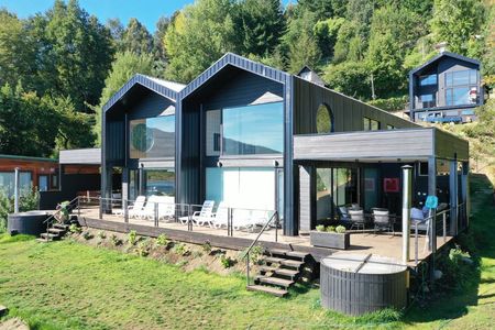 Increíbles casas Twins Borde Lago