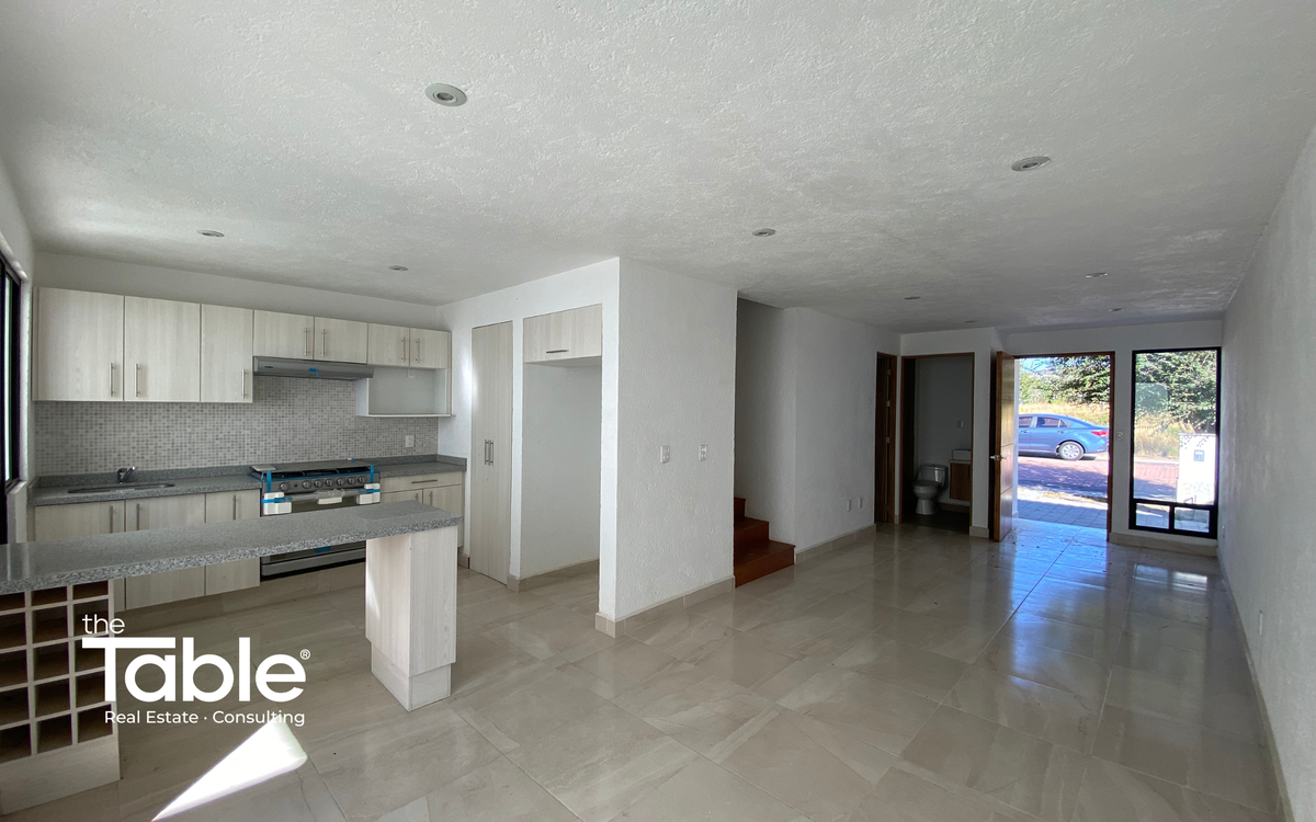 Renta ó Venta | Casa 3 Recamaras Ciudad Maderas, Querétaro