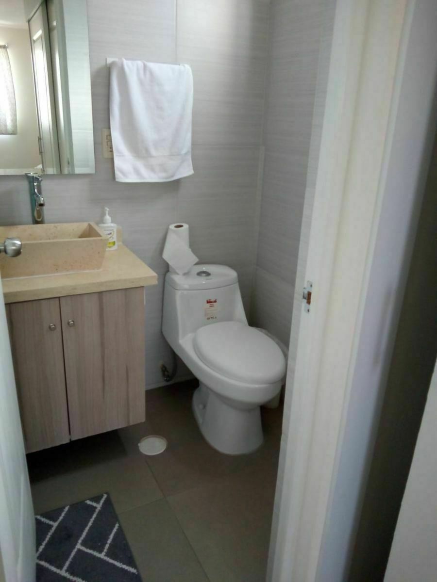 Baño recámara secundaria., foto 14 de 15