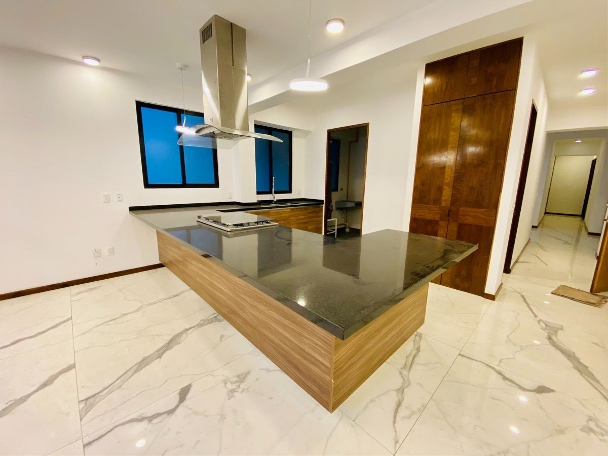 Apartment in Polanco II Sección, Miguel Hidalgo, photo 2 of 20