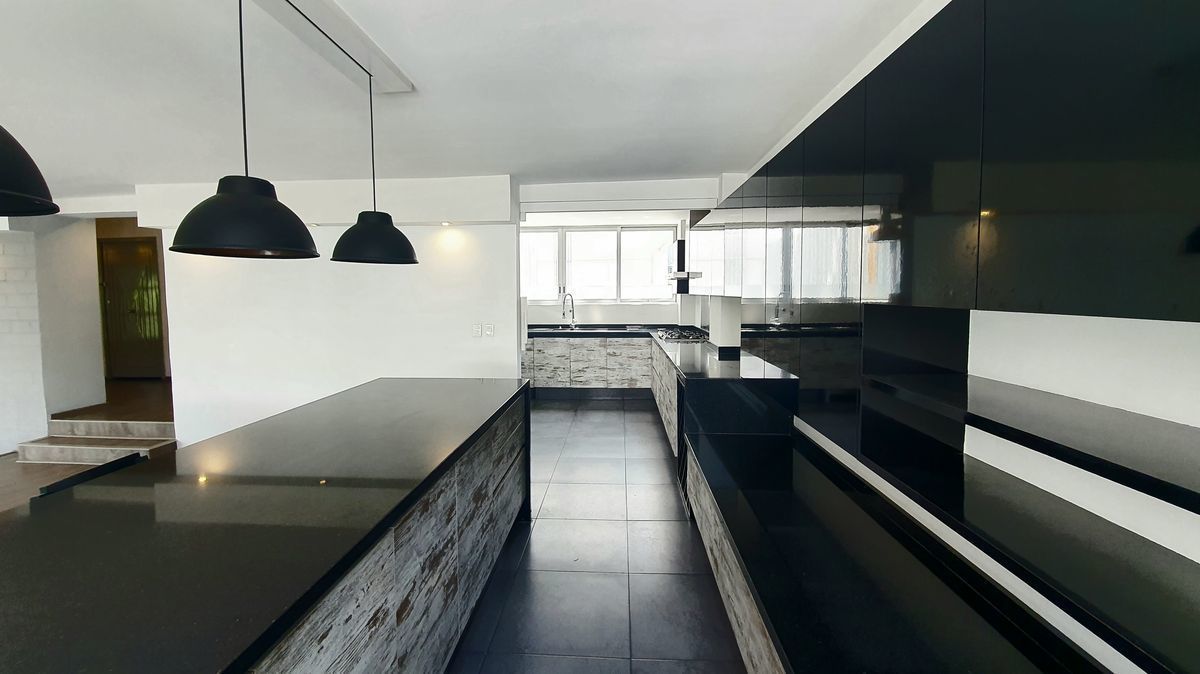8 de 30: COCINA-BALCON-POLANCO-PARQUE-RENTA-LUJO-CARMEN-LABOR